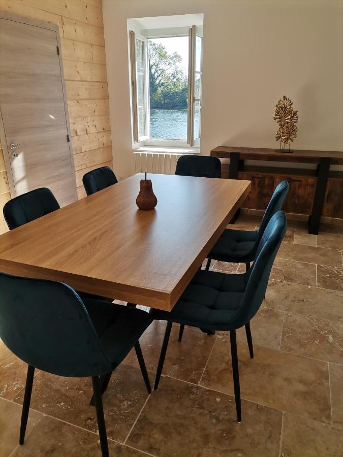 L'Alcove Des Falaises Rochefort-sur-Nenon エクステリア 写真